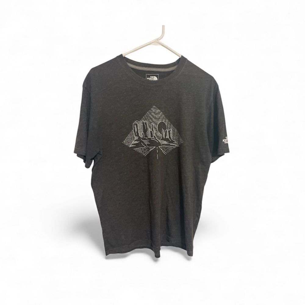The North Face Gray Graphic T-Shirts Sz M